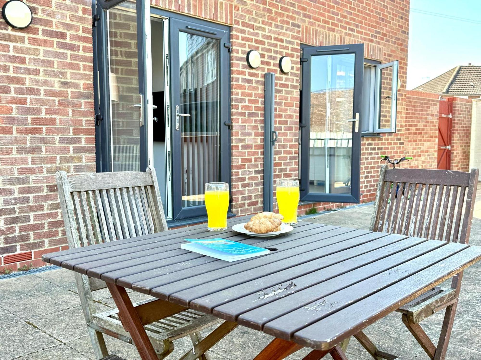 Hazel 1-Bedroom Cousy Flat, Parking, Wifi, Prime Location, Close To Blenheim Palace & Oxford Kidlington Dış mekan fotoğraf