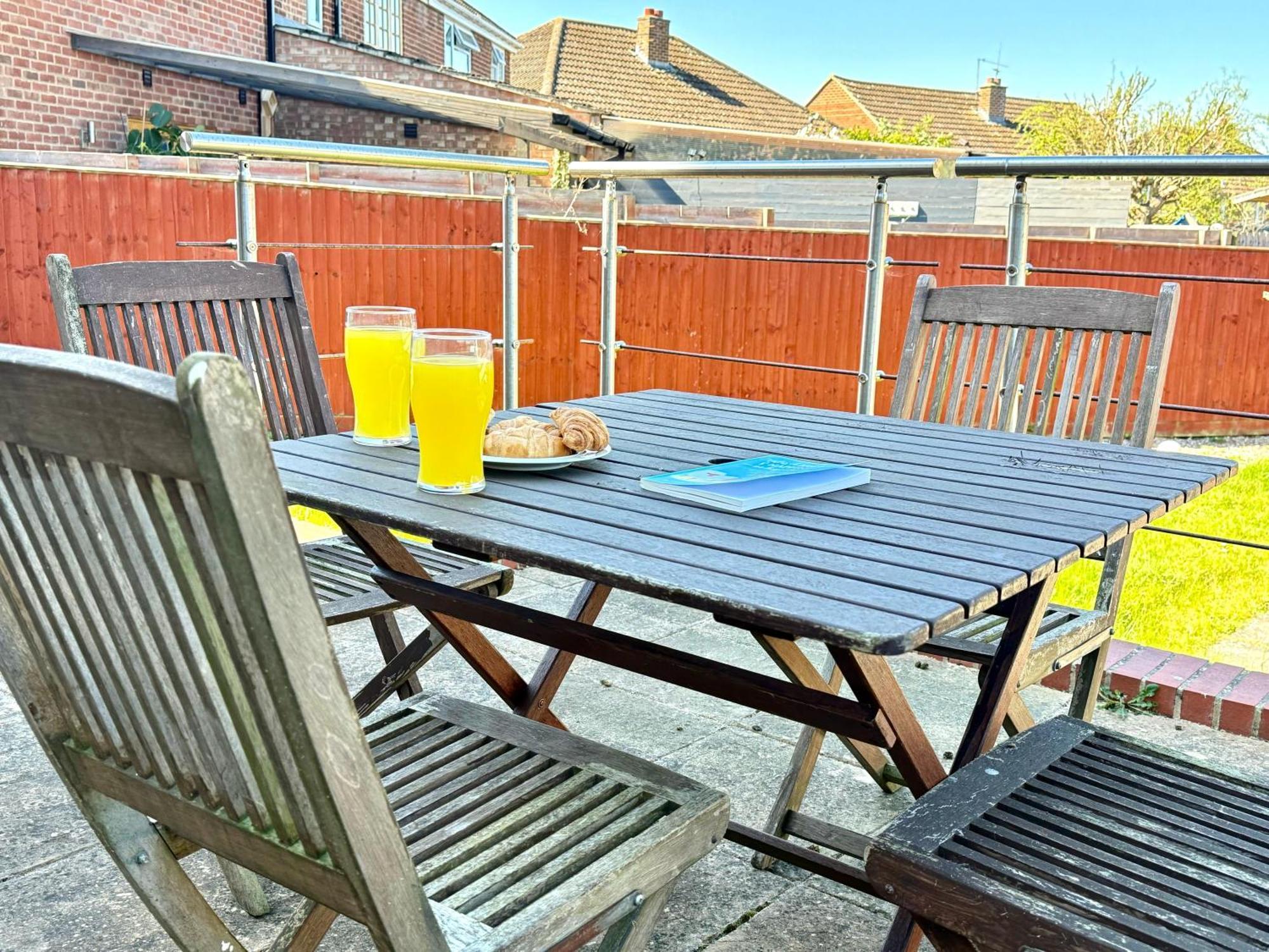 Hazel 1-Bedroom Cousy Flat, Parking, Wifi, Prime Location, Close To Blenheim Palace & Oxford Kidlington Dış mekan fotoğraf