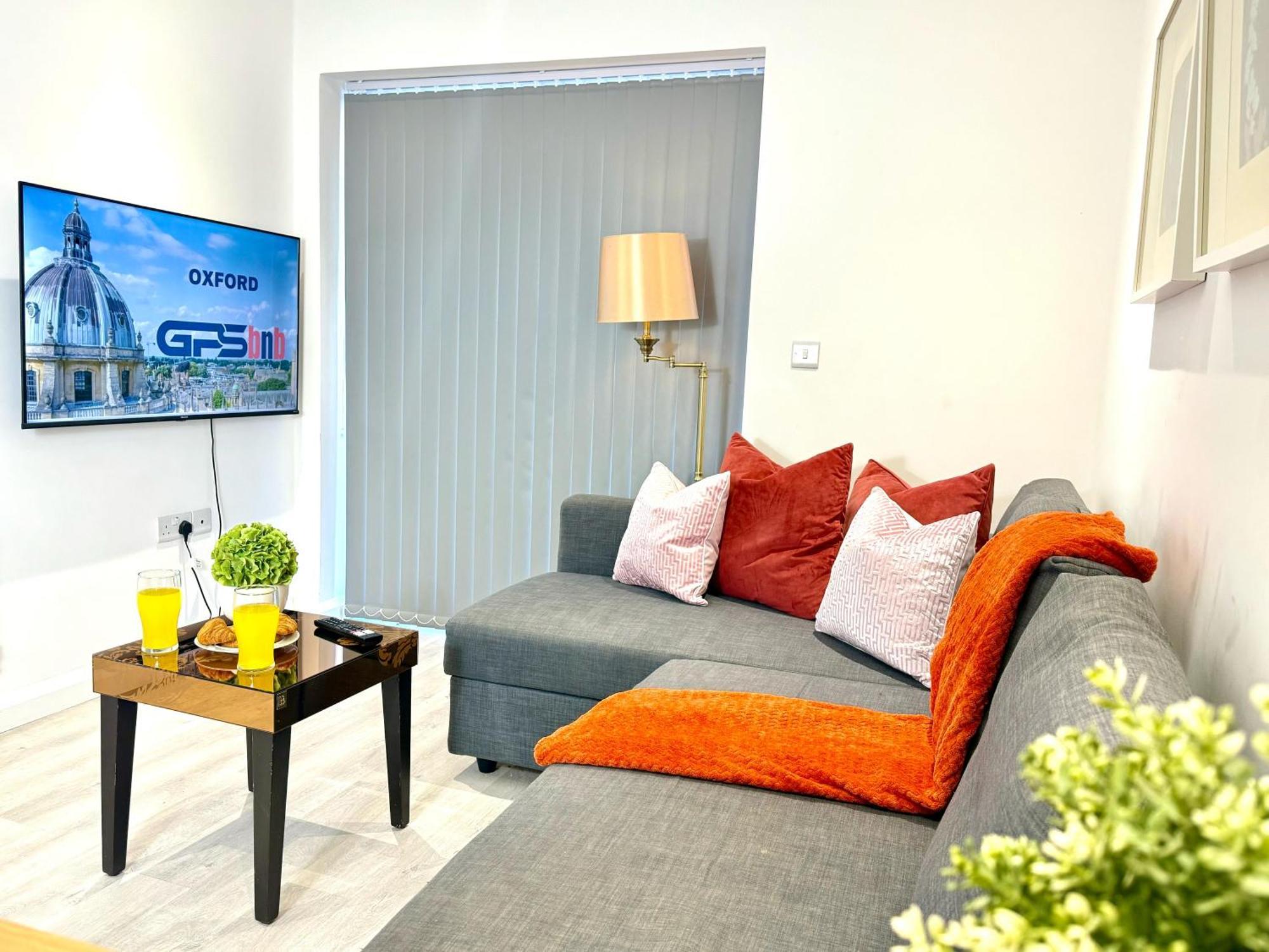 Hazel 1-Bedroom Cousy Flat, Parking, Wifi, Prime Location, Close To Blenheim Palace & Oxford Kidlington Dış mekan fotoğraf