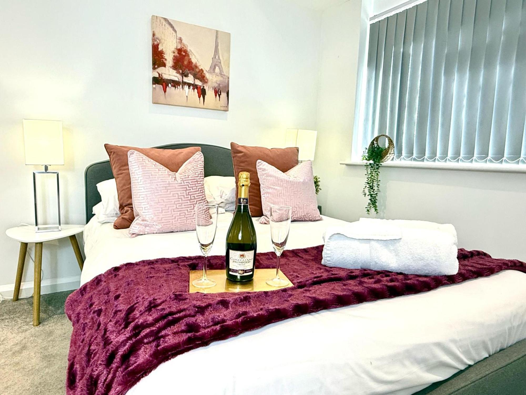 Hazel 1-Bedroom Cousy Flat, Parking, Wifi, Prime Location, Close To Blenheim Palace & Oxford Kidlington Dış mekan fotoğraf
