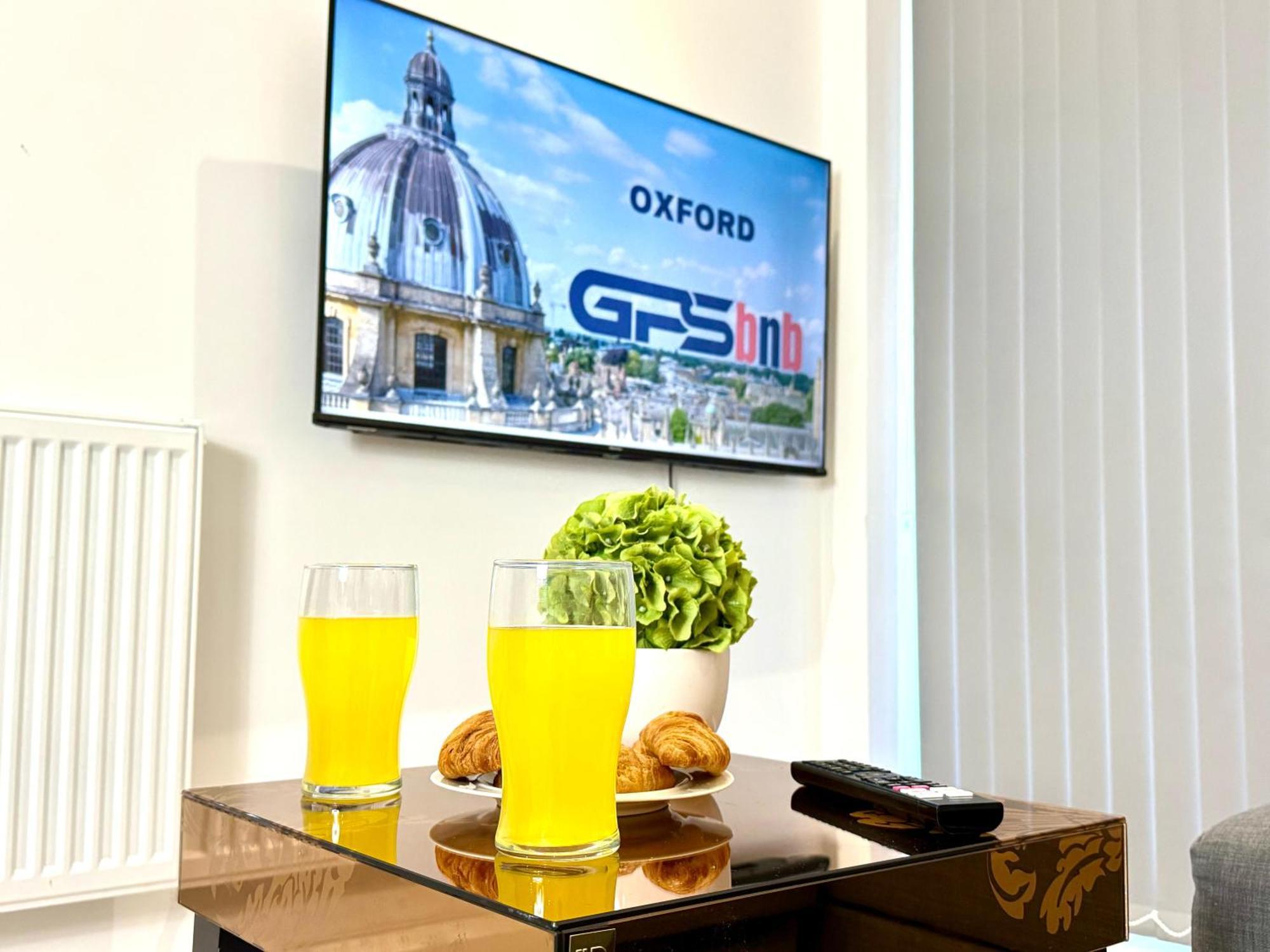 Hazel 1-Bedroom Cousy Flat, Parking, Wifi, Prime Location, Close To Blenheim Palace & Oxford Kidlington Dış mekan fotoğraf